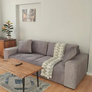 https://apt-stylish-bright-ochota-with-balcony.warsawhotelspoland.com